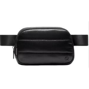 NWT Everywhere Belt Bag 1L Wunder Puff
